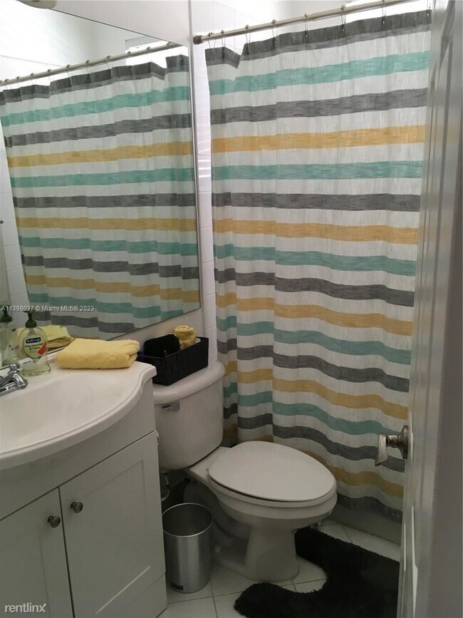 Foto del edificio - 3 br, 2.5 bath House - 16407 SW 1st Ct