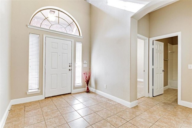 Building Photo - 9686 Avalon Dr