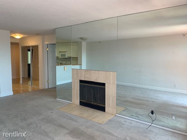 Building Photo - 1300 Quarry Ct