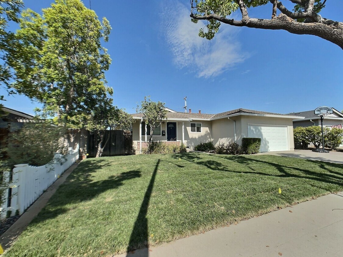 Primary Photo - 3 Bedroom House in the 95118