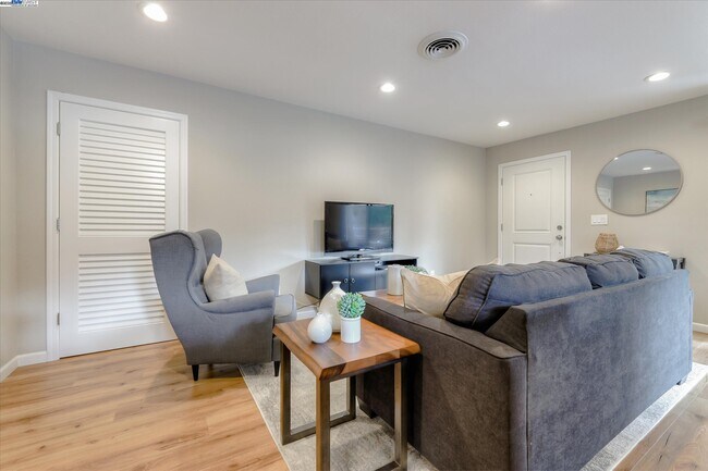 Foto del edificio - 40 Casa Maria Ct