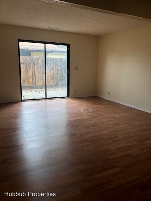 Building Photo - 1275 Wurch Way