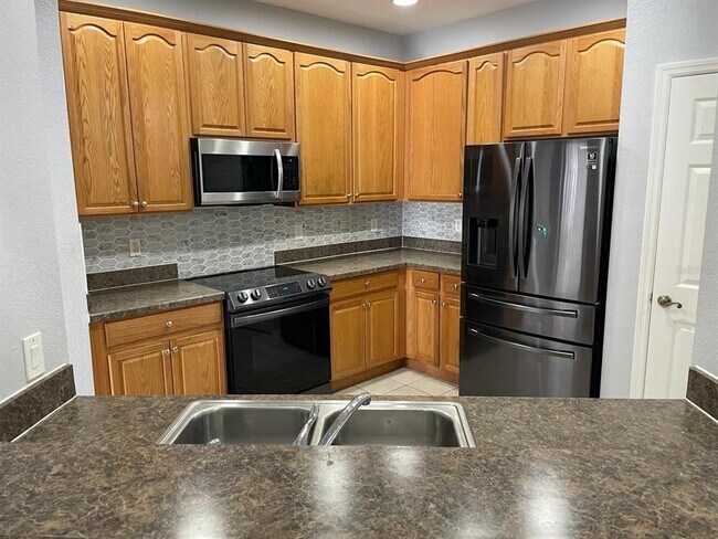 Foto del edificio - 3300 Whitestone Cir
