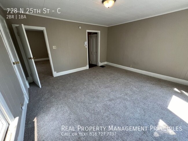 Building Photo - 728 N 25th St