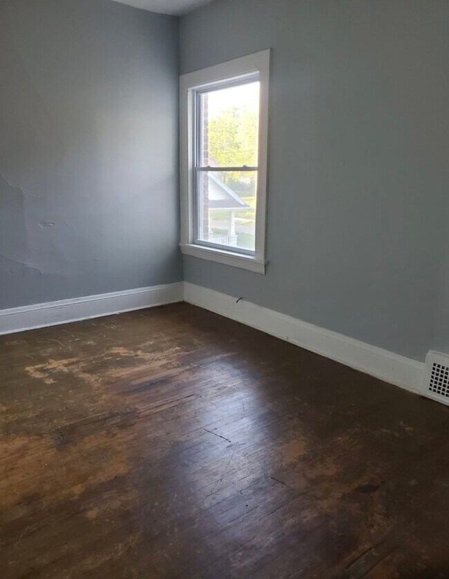 Foto del edificio - 3390 E 143rd St