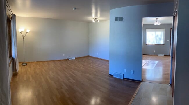 Building Photo - 2709 Albany Ct