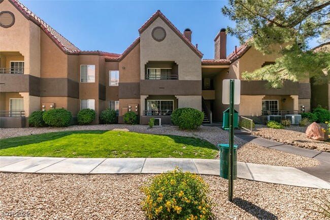 Building Photo - 2200 S Fort Apache Rd
