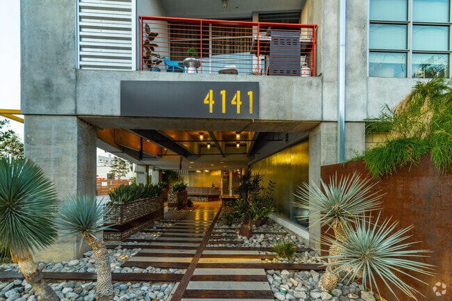 Entrance - Element