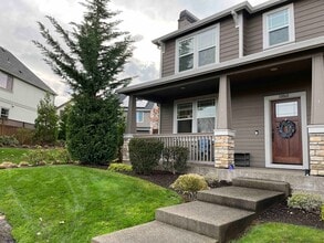 Building Photo - 10868 SW Stockholm Dr