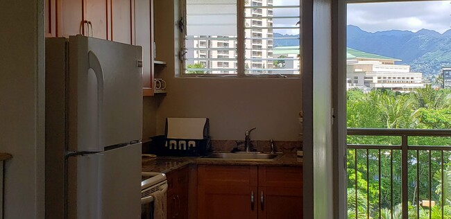 Building Photo - 1684 Ala Moana Blvd