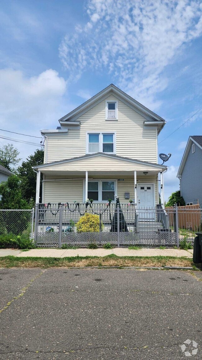 Building Photo - 33 Trowel St