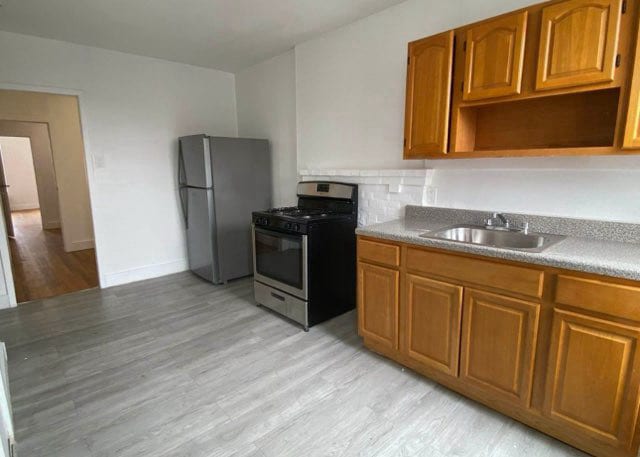 Primary Photo - 446 3rd Ave