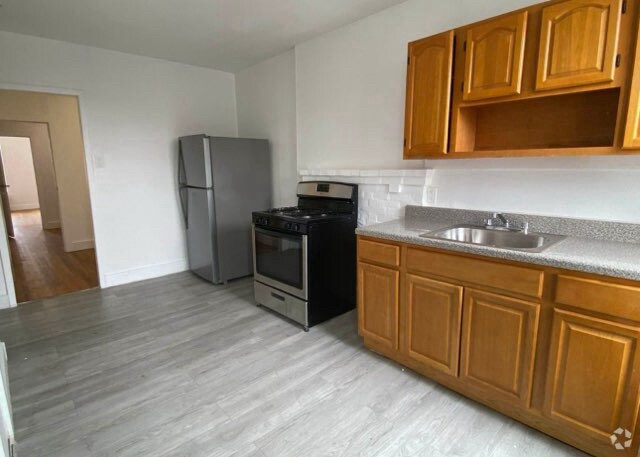 Building Photo - 446 3rd Ave
