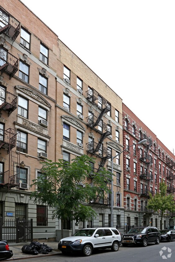 Foto del edificio - 139 W 143rd St