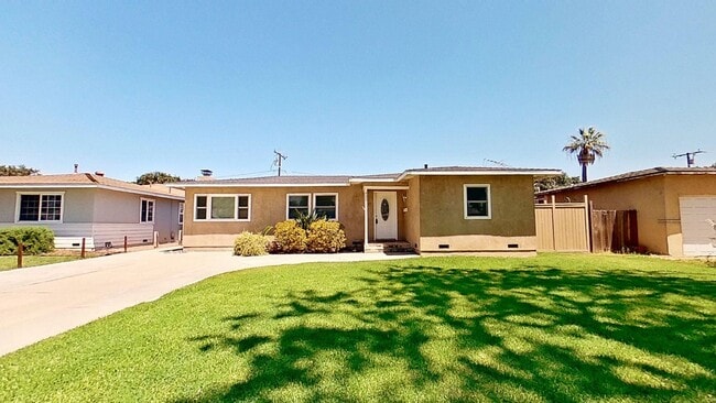 Building Photo - 420 Adlena Dr