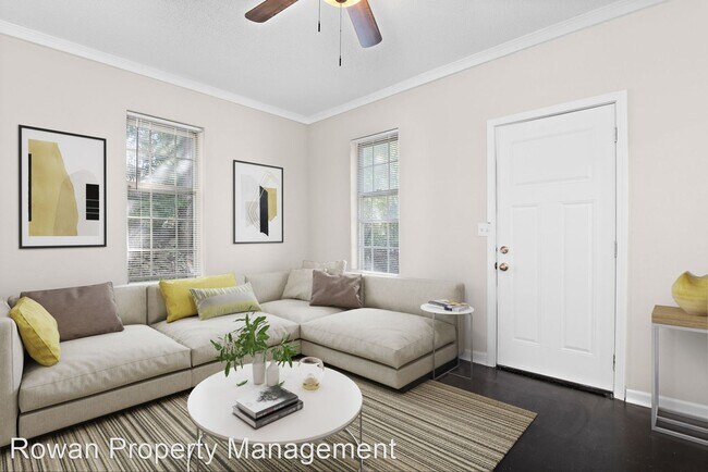 Foto del edificio - 2 br, 1 bath House - 3909 Springfield Ave