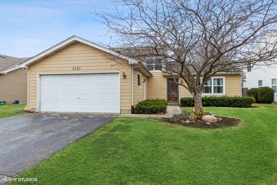 Primary Photo - 2781 Hillsboro Ln