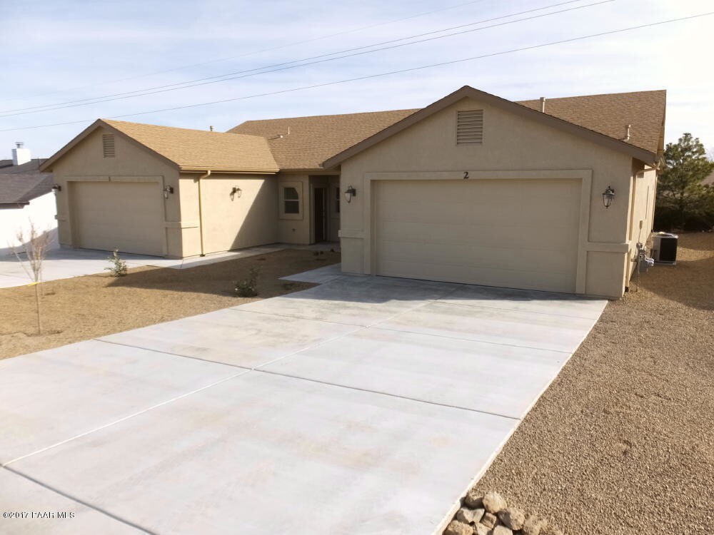 Foto principal - 7015 E Addis Ave