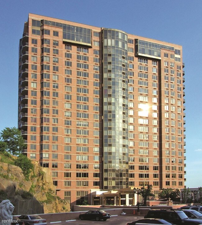 100 Daibes Ct Edgewater, NJ 07020 Rentals Edgewater, NJ