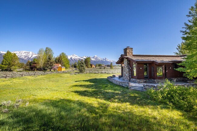 Foto del edificio - 8225 N Spring Gulch Rd