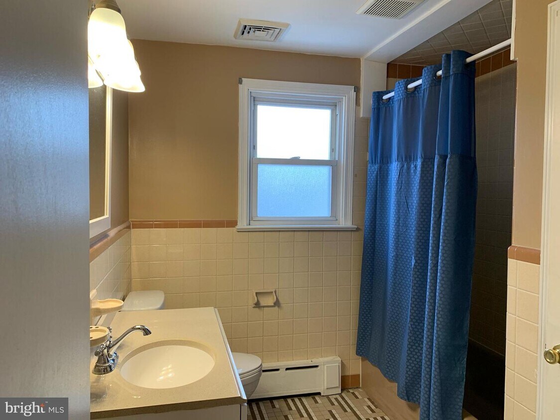 56 Stewart St Unit 2, Bridgeport, PA 19405 Apartment for Rent in