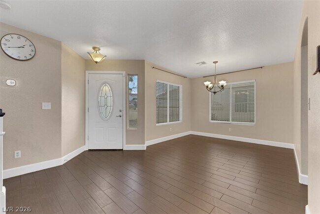 Foto del edificio - 7716 Curiosity Ave