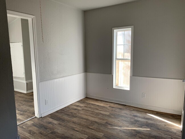 Building Photo - 4815 38th St