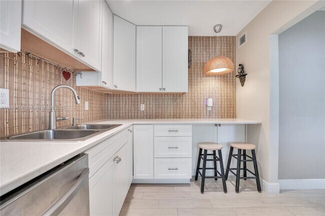 Foto del edificio - 3034 NW 69th Ct
