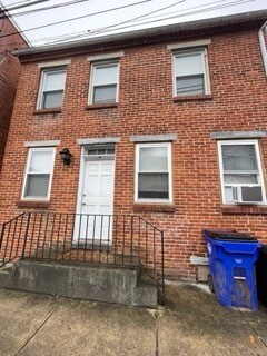 Building Photo - 480 W South St
