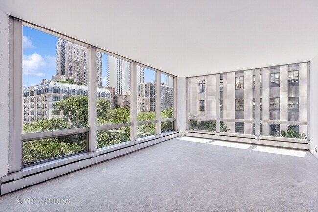 Foto del edificio - 1300 N Astor St