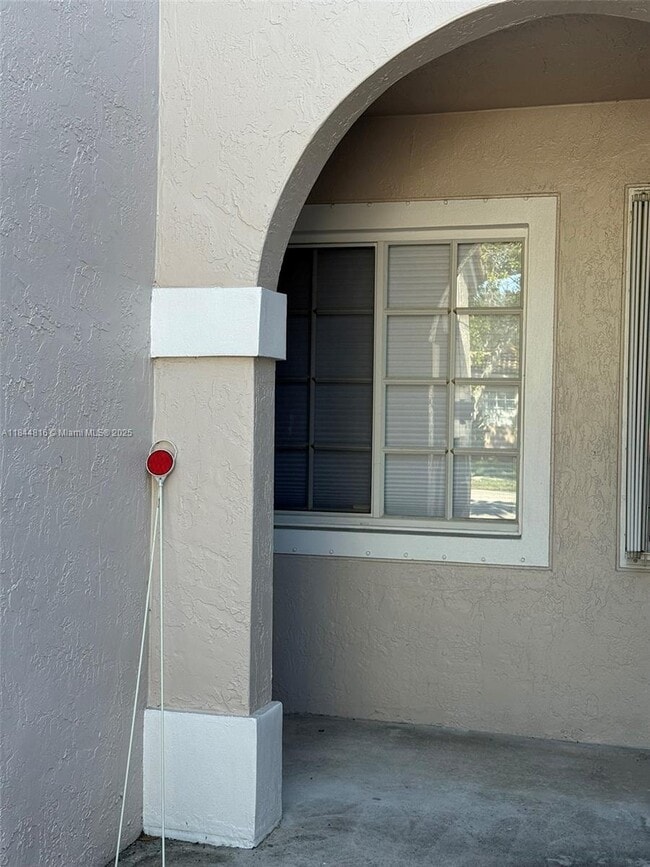 Building Photo - 1830 SW 116th Way