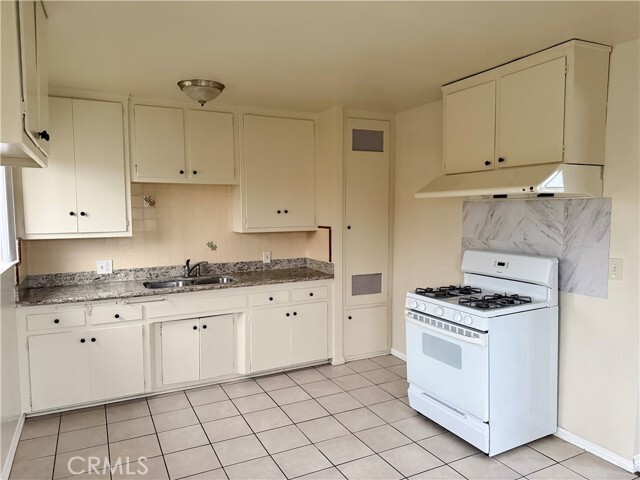 Building Photo - 4105 Walnut Grove Ave