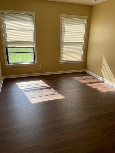 Bedroom-1 - 1601 Plymouth Dr N