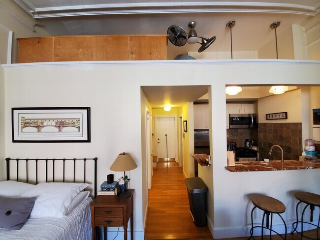 Foto del edificio - 235 Beacon St