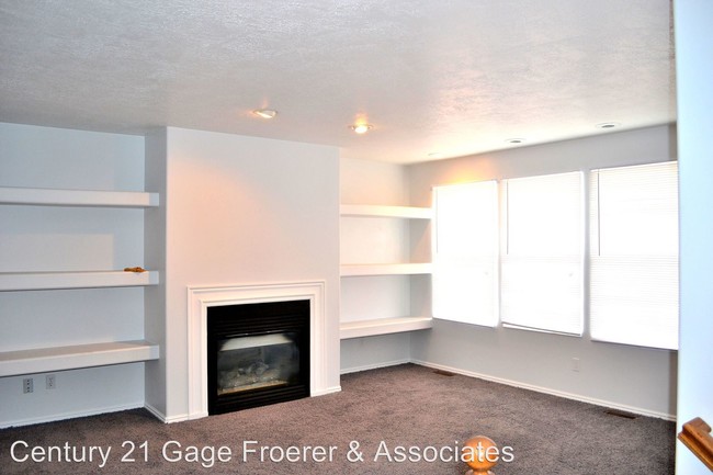 Building Photo - 717 W 1000 N