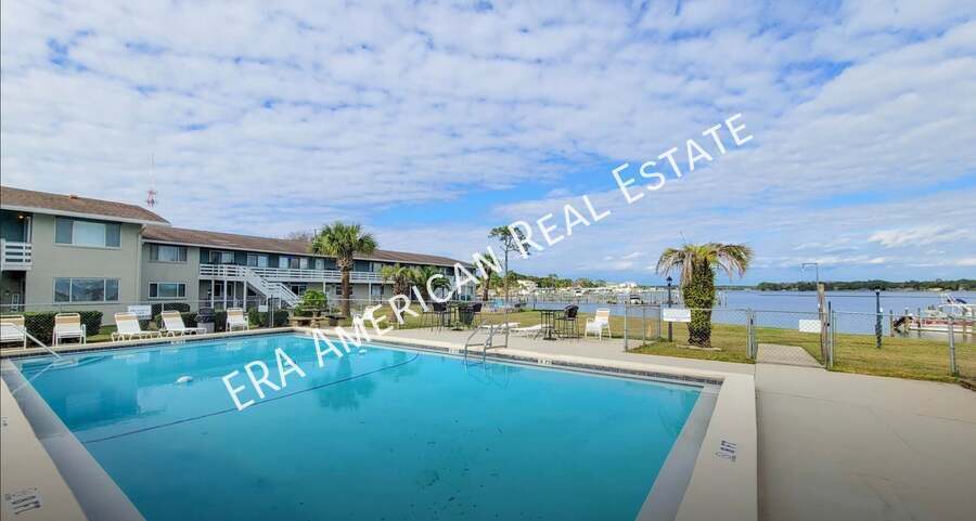 Foto del edificio - 726 Eglin Pkwy NE