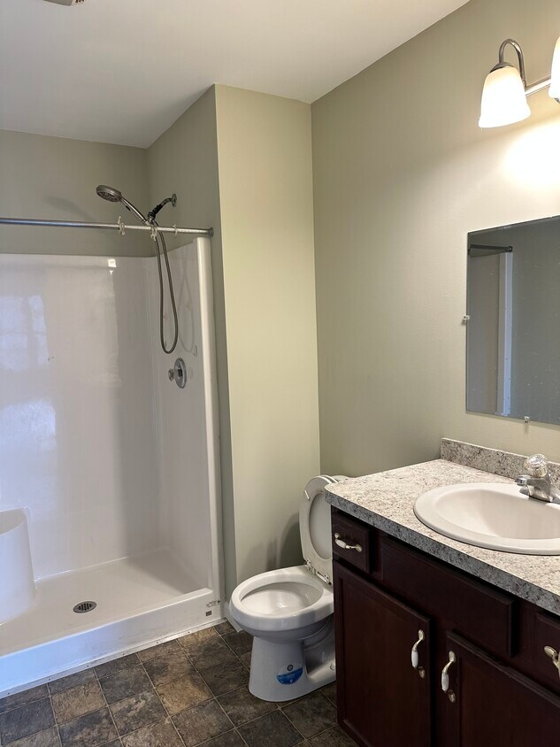 Bathroom - 168 Main St