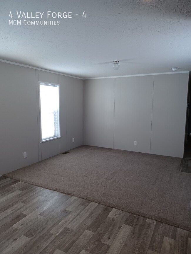Building Photo - QUICK MOVE-IN! 4 Valley Forge, Williamston...