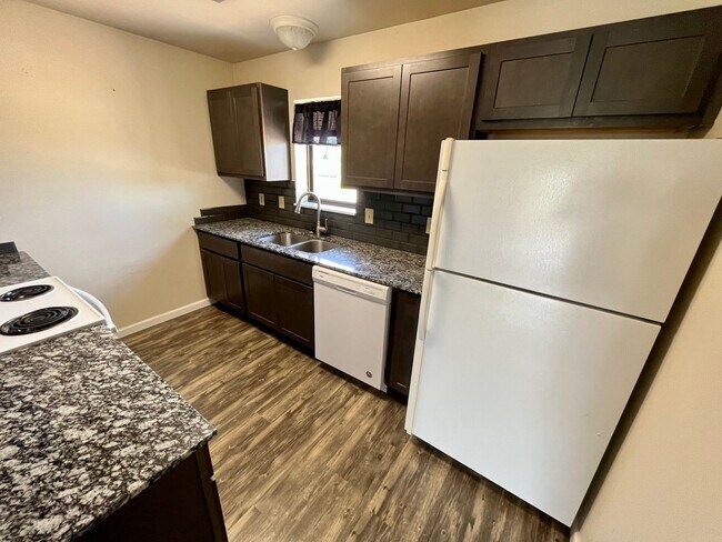 Foto del edificio - 2 Bedroom | 2 Bath | Apartment