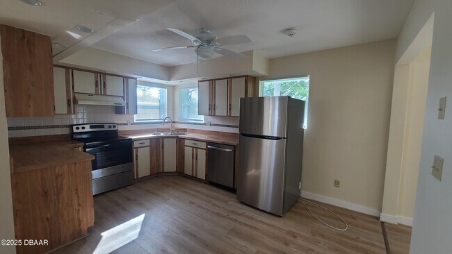 Foto del edificio - 176 Snowgoose Ct