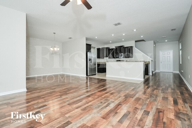 Building Photo - 10523 White Peacock Pl