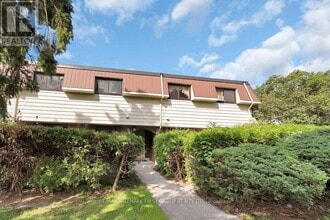 Building Photo - 506 Normandy St