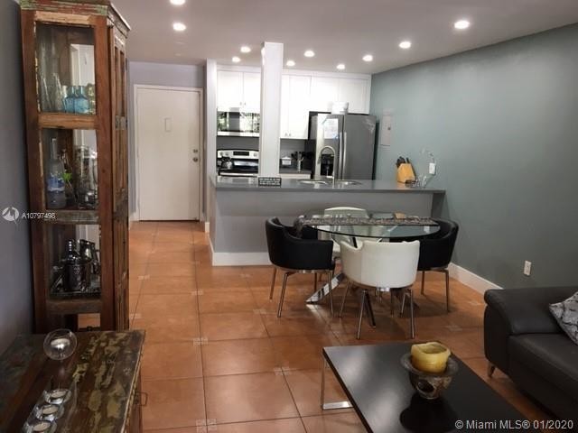 Foto del edificio - 2150 SW 16th Ave