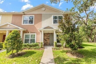 Building Photo - 1117 Hillhurst Dr