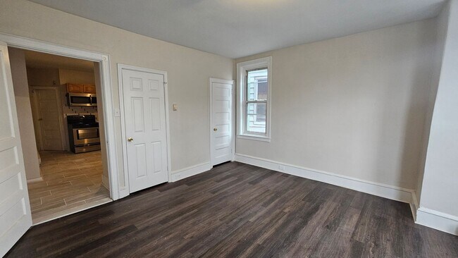 Foto del edificio - 5638 Walnut St, Philadelphia, PA 19139