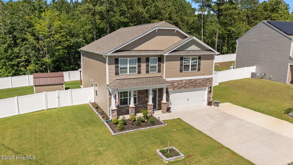 Foto principal - 280 Roberts Pl