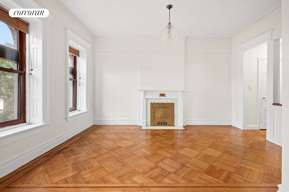 Foto principal - 881 Park Pl