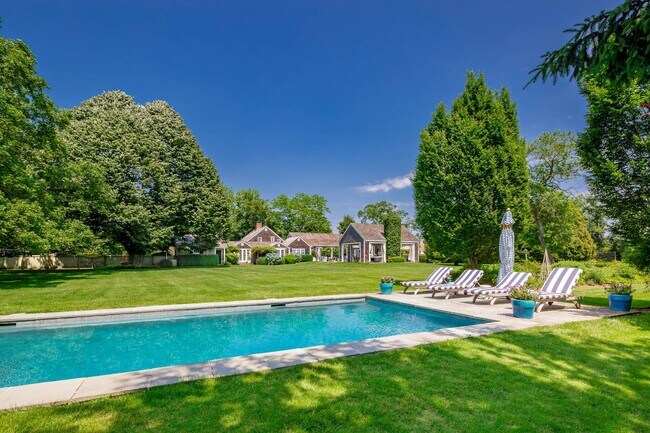 Foto del edificio - 265 Mecox Road