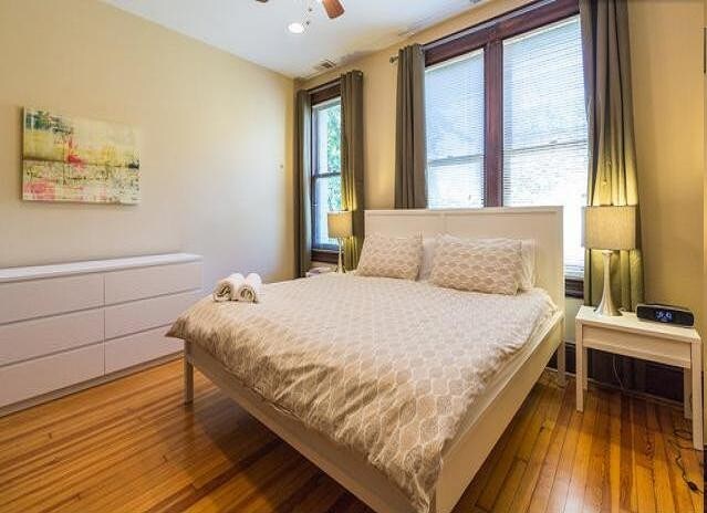 Foto del edificio - 724 13th St SE