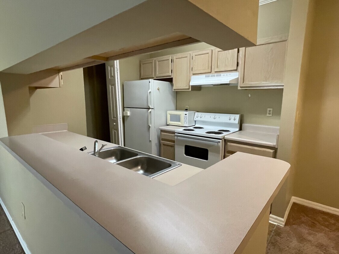 Building Photo - 5620 Pinnacle Heights Cir